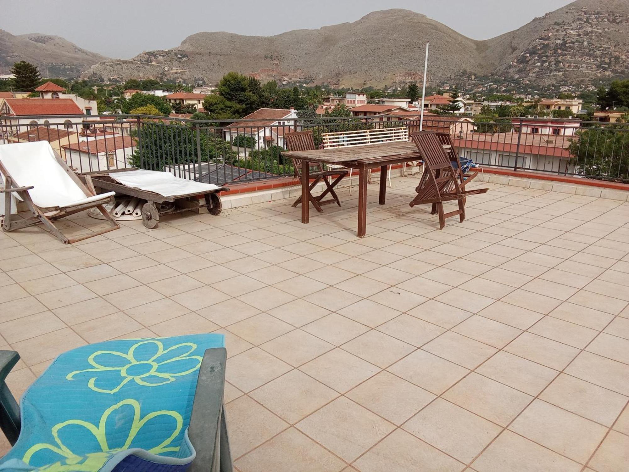 Terrazza Mare Mondello Apartment Палермо Екстериор снимка